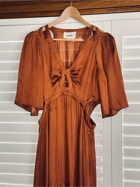 bash brown dress Ba&sh Sahara Dress - Brown // patterned midi dress main image 0